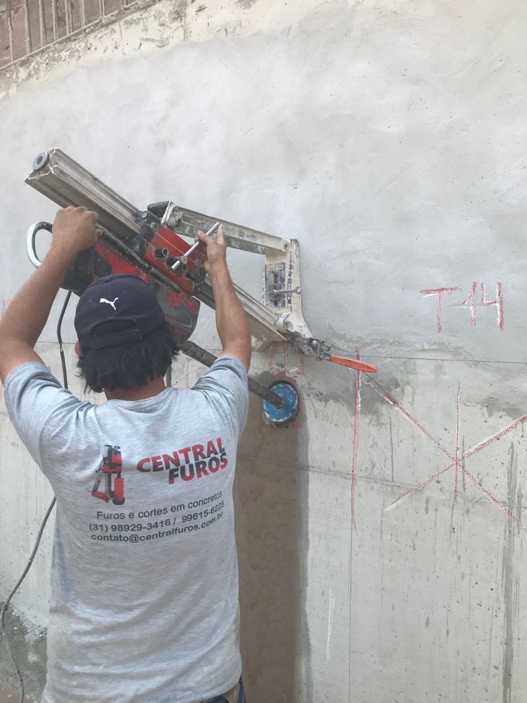 fotos serviços executados pela Central Furos